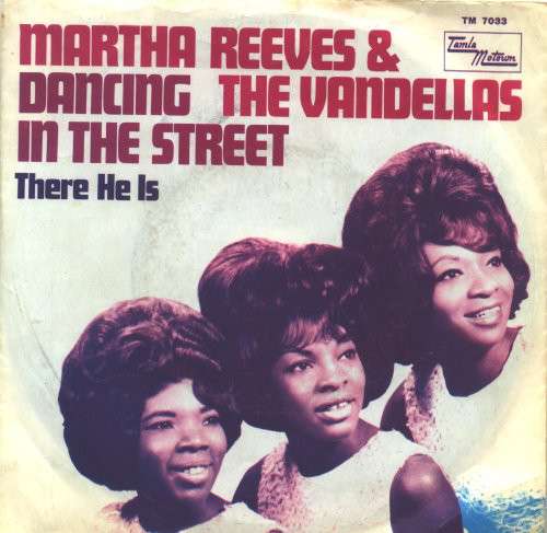 Martha Reeves & The Vandellas - Dancing in the street