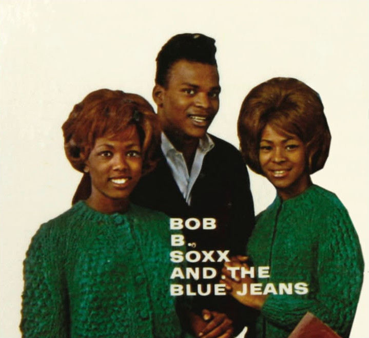 Bob B. Soxx And The Blue Jeans - Here comes Santa Claus